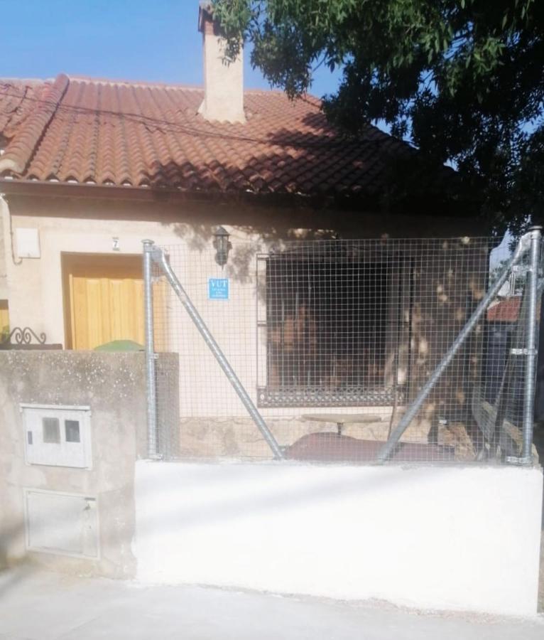Casa De Los Abuelos Ortigosa del Monte Екстер'єр фото